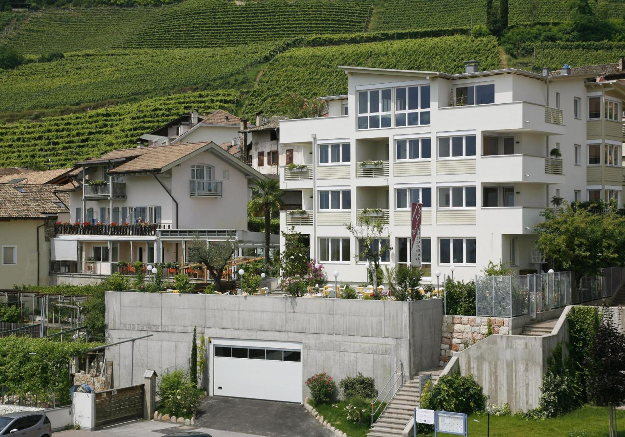 Hotel Residence Pernhof Tramin an der Weinstraße Exteriör bild