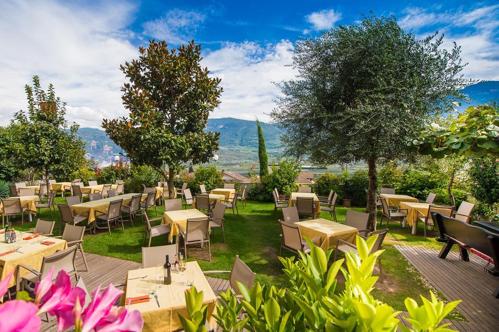 Hotel Residence Pernhof Tramin an der Weinstraße Exteriör bild