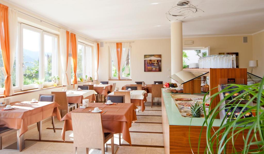 Hotel Residence Pernhof Tramin an der Weinstraße Exteriör bild